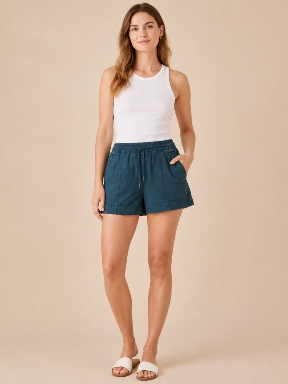 Athleta 100% Linen Pull-On Shorts Women’s Large  Description